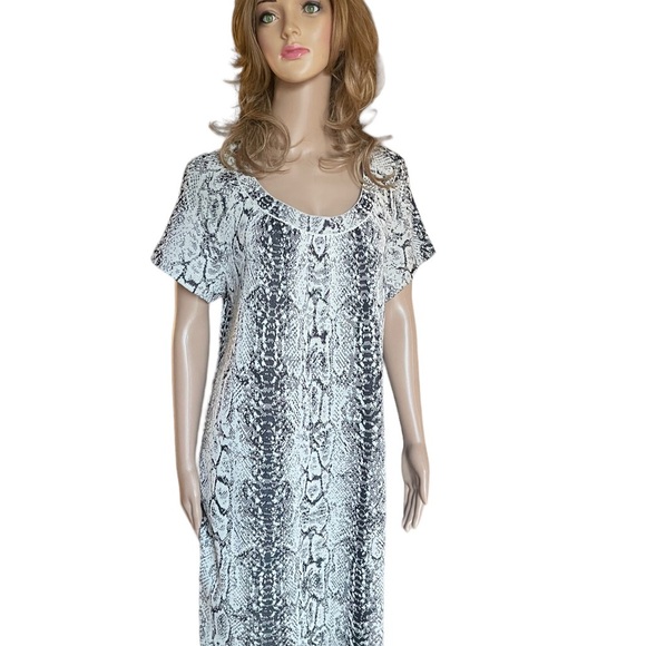 ST. JOHN Collection snake
Printed Mini Dress size 12 - Picture 11 of 11